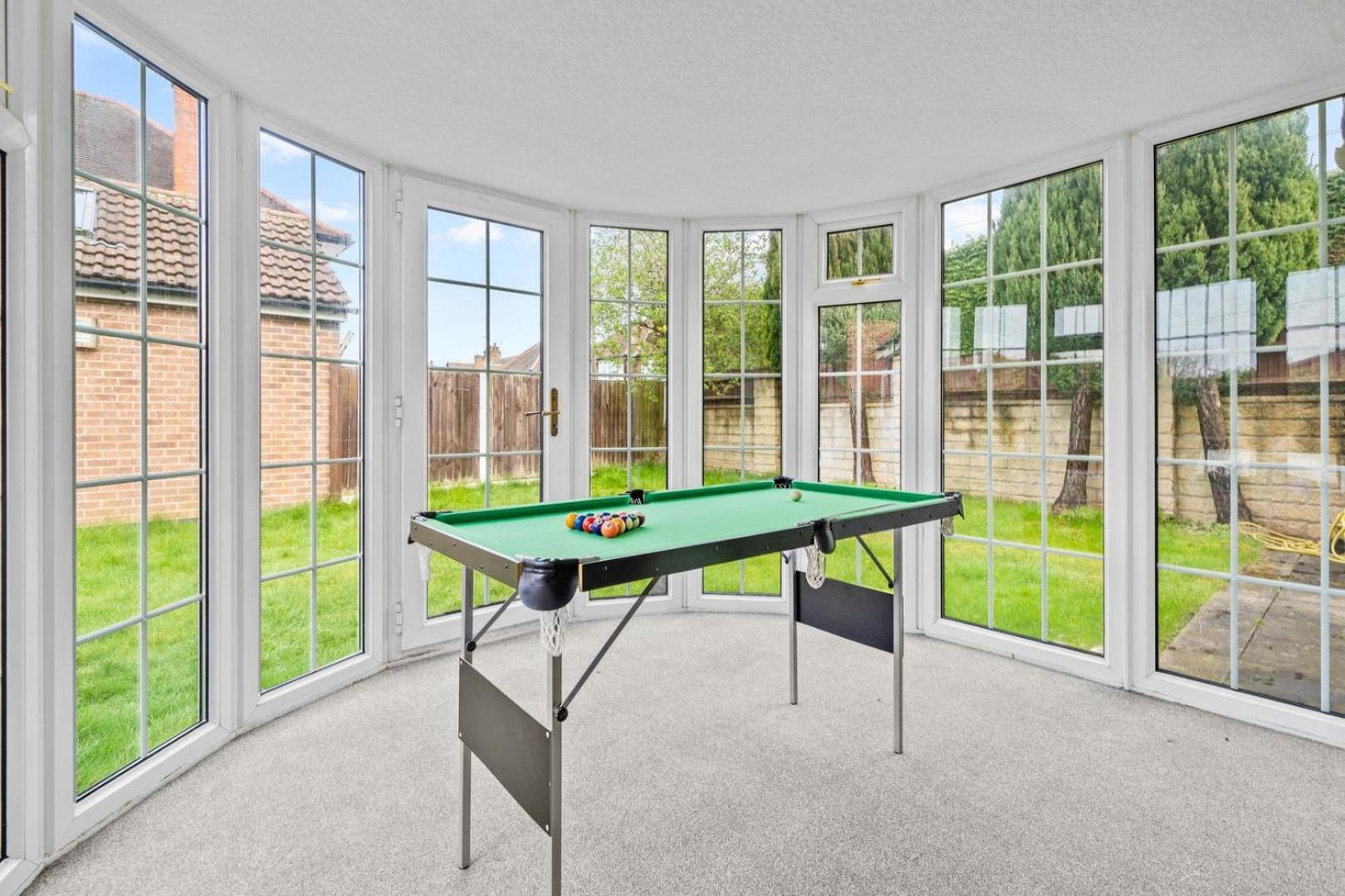 Spacious 5 Bedroom House Nottingham Eksteriør billede