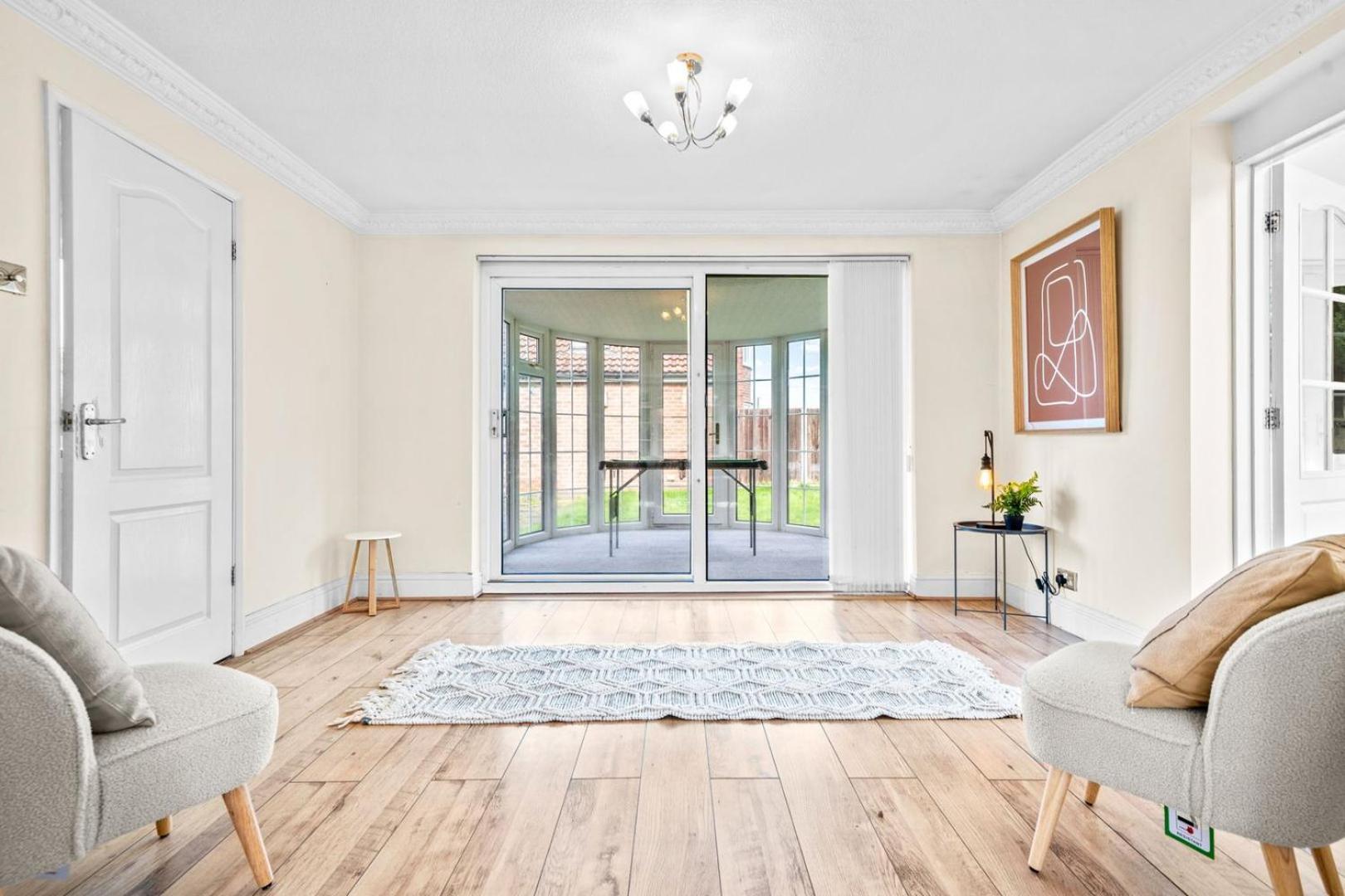 Spacious 5 Bedroom House Nottingham Eksteriør billede